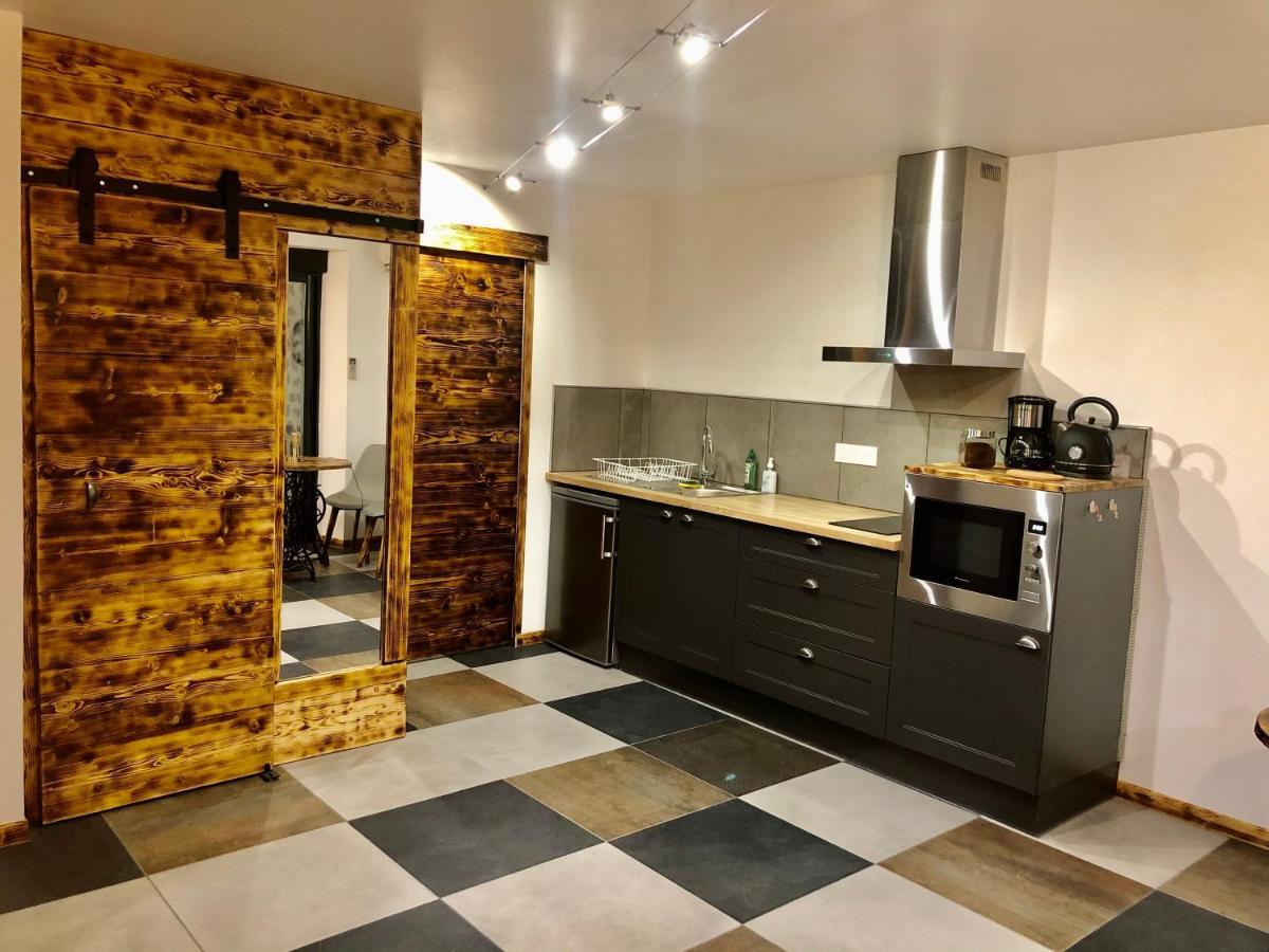 Studio Cocooning Spa, Lit Xxl, Cour Exterieure Le Puy-en-Velay Εξωτερικό φωτογραφία